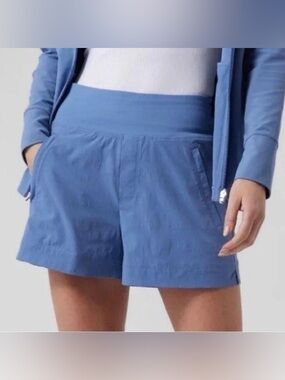 Athleta Trekkie North Shorts Blue Size 10
